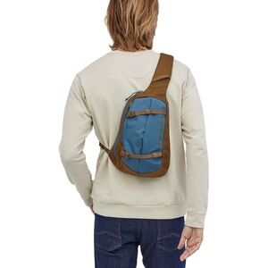 Patagonia Atom Sling 8L in Mulch Brown